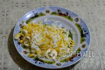 Салат "Праздничный" с яблоком - Шаг 5 Салат "Праздничный" с яблоком - Шаг 5