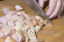 Салат с копченой курицей и кукурузой - Шаг 1 Салат с копченой курицей и кукурузой - Шаг 1