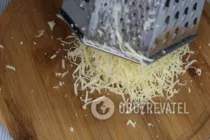 Салат с курицей и ананасом слоеный - Шаг 2 Салат с курицей и ананасом слоеный - Шаг 2