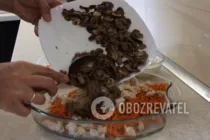 Салат с корейской морковью, курицей и грибами - Шаг 5 Салат с корейской морковью, курицей и грибами - Шаг 5