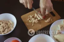 Салат с жареными грибами и курицей - Шаг 3 Салат с жареными грибами и курицей - Шаг 3