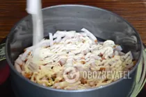 Салат с курицей и маринованными грибами - Шаг 6 Салат с курицей и маринованными грибами - Шаг 6