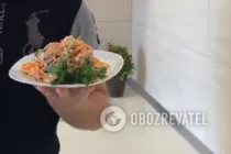 Салат с корейской морковью, курицей и грибами - Шаг 7 Салат с корейской морковью, курицей и грибами - Шаг 7