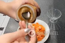 Салат із моркви з горіхами - Крок 6 Салат із моркви з горіхами - Крок 6