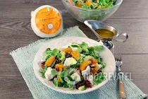 Салат с грецкими орехами и сыром - Шаг 7 Салат с грецкими орехами и сыром - Шаг 7