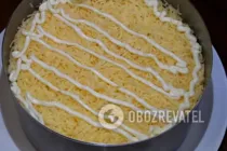 Салат "Грибная поляна" с копченой курицей - Шаг 5 Салат "Грибная поляна" с копченой курицей - Шаг 5