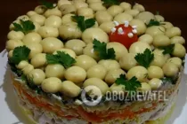 Салат "Грибная поляна" с копченой курицей - Шаг 7 Салат "Грибная поляна" с копченой курицей - Шаг 7