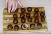 Цукерки з сухого молока - Крок 7 Цукерки з сухого молока - Крок 7