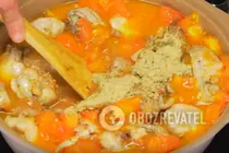 Чахохбілі зі сливами та помідорами - Крок 10 Чахохбілі зі сливами та помідорами - Крок 10