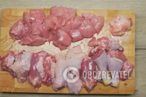 Чахохбілі зі сливами та помідорами - Крок 6 Чахохбілі зі сливами та помідорами - Крок 6