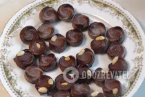 Шоколадні цукерки з горіхами - Крок 7 Шоколадні цукерки з горіхами - Крок 7