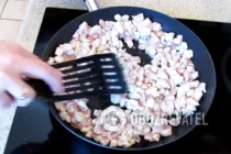 Каннеллони с курицей и грибами под соусом "Марне" - Шаг 3 Каннеллони с курицей и грибами под соусом "Марне" - Шаг 3