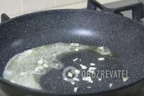 Салат з креветками, авокадо та помідорами - Крок 1 Салат з креветками, авокадо та помідорами - Крок 1
