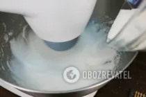 Торт безе с орехами - Шаг 2 Торт безе с орехами - Шаг 2
