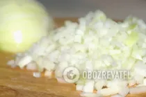 Салат з курячою печінкою і корейською морквою - Крок 2 Салат з курячою печінкою і корейською морквою - Крок 2