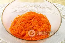 Салат з курячою печінкою і корейською морквою - Крок 5 Салат з курячою печінкою і корейською морквою - Крок 5
