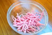 Салат з корейською морквою і сухариками - Крок 2 Салат з корейською морквою і сухариками - Крок 2