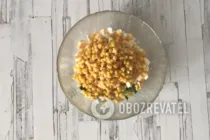 Салат з креветками та консервованою кукурудзою - Крок 4 Салат з креветками та консервованою кукурудзою - Крок 4