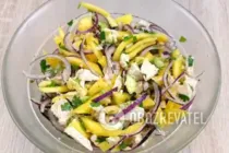 Салат с манго, авокадо и куриной грудкой - Шаг 7 Салат с манго, авокадо и куриной грудкой - Шаг 7