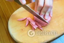 Салат з корейською морквою і сухариками - Крок 1 Салат з корейською морквою і сухариками - Крок 1