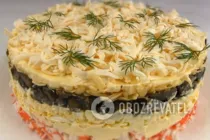 Салат с крабовыми палочками и жареными грибами - Шаг 7 Салат с крабовыми палочками и жареными грибами - Шаг 7
