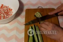Салат с плавленым сыром и консервированной кукурузой - Шаг 2 Салат с плавленым сыром и консервированной кукурузой - Шаг 2