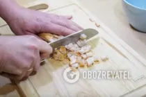 Салат "Дамський каприз" з куркою і ананасами - Крок 4 Салат "Дамський каприз" з куркою і ананасами - Крок 4