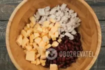 Салат с фасолью и консервированной кукурузой - Шаг 3 Салат с фасолью и консервированной кукурузой - Шаг 3