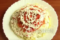 Салат "Дамський каприз" з крабовими паличками - Крок 7 Салат "Дамський каприз" з крабовими паличками - Крок 7