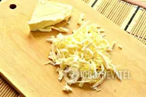 Салат "Дамський каприз" з крабовими паличками - Крок 3 Салат "Дамський каприз" з крабовими паличками - Крок 3