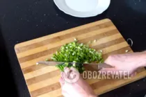 Салат зі свіжої черемші - Крок 2 Салат зі свіжої черемші - Крок 2