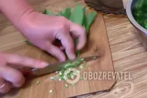 Салат из черемши с сыром - Шаг 3 Салат из черемши с сыром - Шаг 3