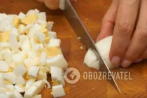 Салат з курячими сердечками і помідорами - Крок 4 Салат з курячими сердечками і помідорами - Крок 4