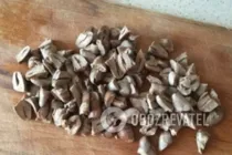 Салат з курячими сердечками і печерицями - Крок 5 Салат з курячими сердечками і печерицями - Крок 5