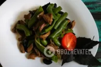 Салат з курячими сердечками і квасолею - Крок 8 Салат з курячими сердечками і квасолею - Крок 8