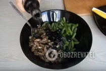 Салат з курячими сердечками і квасолею - Крок 7 Салат з курячими сердечками і квасолею - Крок 7