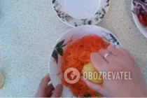 Салат с тыквой и помидорами - Шаг 4 Салат с тыквой и помидорами - Шаг 4