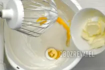 Торт со смородиной и сметаной - Шаг 2 Торт со смородиной и сметаной - Шаг 2
