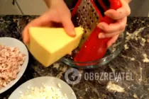 Салат з куркою і виноградом шарами - Крок 3 Салат з куркою і виноградом шарами - Крок 3