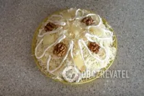 Салат з курки з ананасами та сиром - Крок 7 Салат з курки з ананасами та сиром - Крок 7