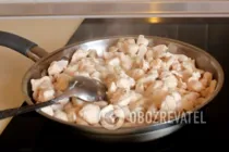 Салат з виноградом, куркою і сиром - Крок 1 Салат з виноградом, куркою і сиром - Крок 1