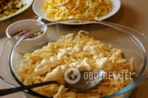Салат з виноградом, куркою і сиром - Крок 4 Салат з виноградом, куркою і сиром - Крок 4