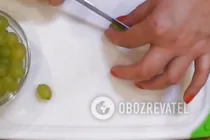 Салат з куркою, ананасами і виноградом - Крок 4 Салат з куркою, ананасами і виноградом - Крок 4