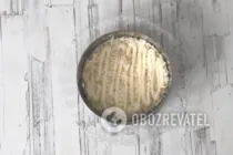 Салат с плавленым сыром и крабовыми палочками - Шаг 4 Салат с плавленым сыром и крабовыми палочками - Шаг 4