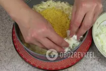 Салат з копченою куркою і ананасами - Крок 5 Салат з копченою куркою і ананасами - Крок 5