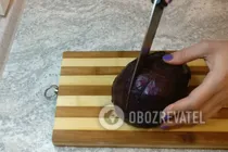 Салат із червоної капусти з яблуком - Крок 1 Салат із червоної капусти з яблуком - Крок 1