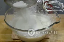 Торт з консервованими ананасами - Крок 3 Торт з консервованими ананасами - Крок 3