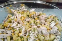 Салат з ананасом, куркою і кукурудзою - Крок 5 Салат з ананасом, куркою і кукурудзою - Крок 5