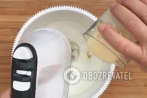 Бісквітний торт з ананасами - Крок 7 Бісквітний торт з ананасами - Крок 7