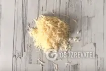 Салат з ананасами, м'ясом та кукурудзою - Крок 3 Салат з ананасами, м'ясом та кукурудзою - Крок 3